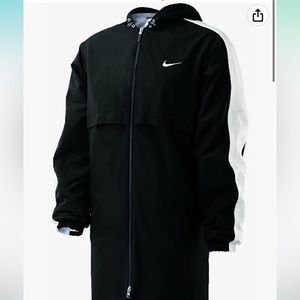 Youth Nike Swim Parka - size YS